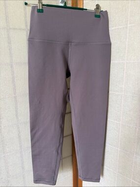 Fleo High Waisted Cropped Gray Leggings Sz M